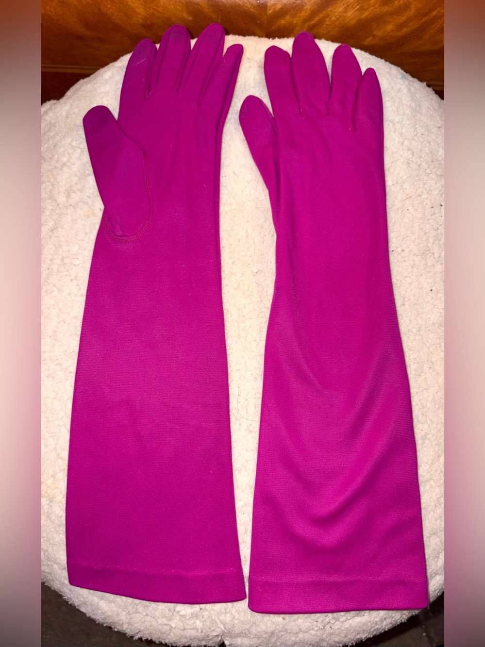 1940s 1950s Fuchsia Pink 15” Long Women’s Gloves